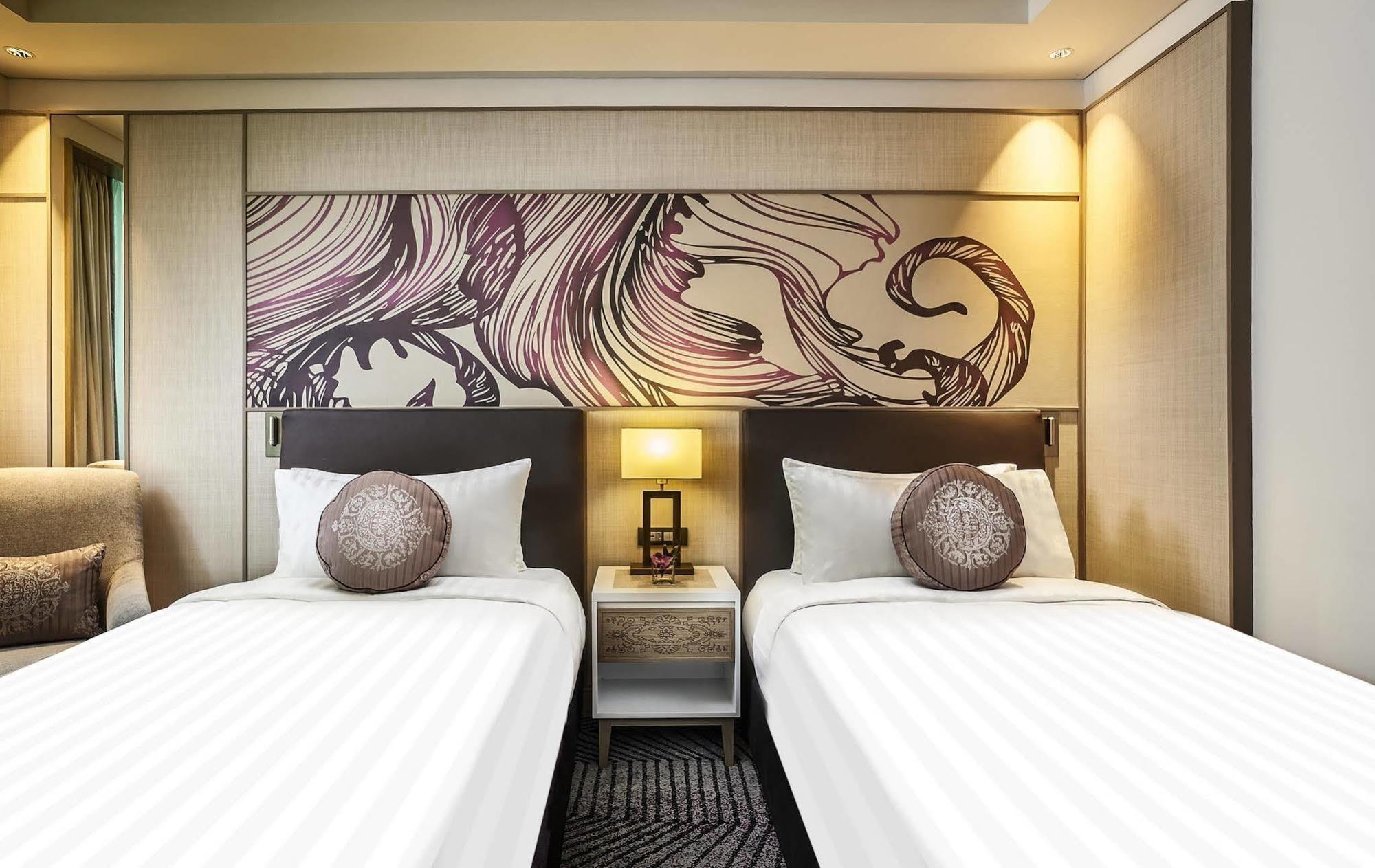 Amari Hotel 5*